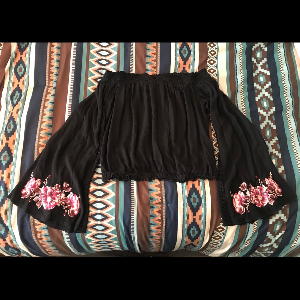 Off The Shoulder Crop Top
